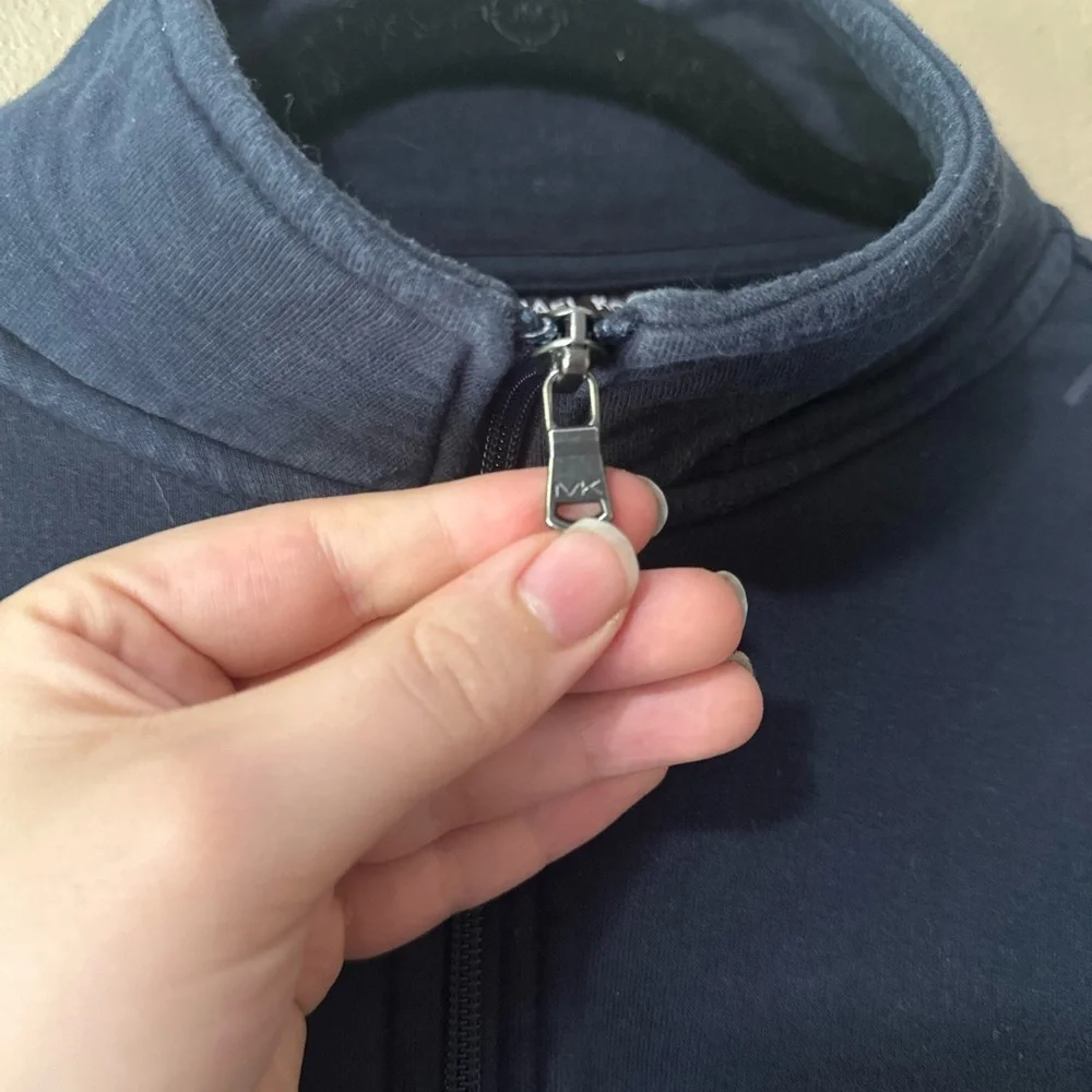 Michael Kors 81 Navy 1/2 Zip-Up Pull-Over Sweater